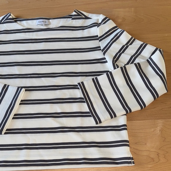 Evereve Ariel Mariner Charcoal and White Striped Long Sleeve Tee NWOT - Picture 9 of 14